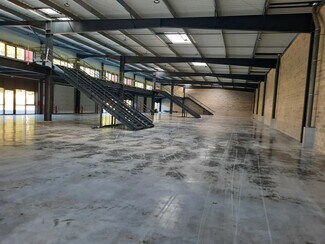 Plus de détails pour Industriel/Logistique à louer