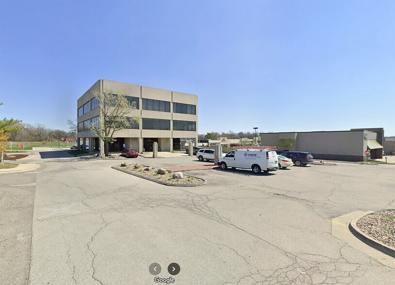 4515 Fleur Dr, Des Moines, IA à vendre - Photo de l’immeuble – Image 2 sur 2