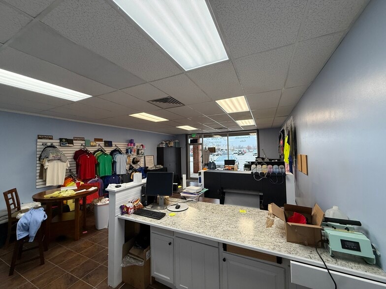 6000 N Clinton St, Fort Wayne, IN à louer - Photo de l’immeuble – Image 2 sur 3