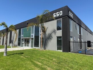Plus de détails pour 550 N Nash St, El Segundo, CA - Industriel/Logistique à louer