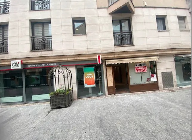 38 Rue Des Bourets, Suresnes à louer - Photo de l’immeuble – Image 1 sur 6
