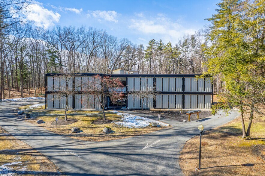 315 Ushers Rd, Ballston Lake, NY à louer - Photo de l’immeuble – Image 3 sur 5