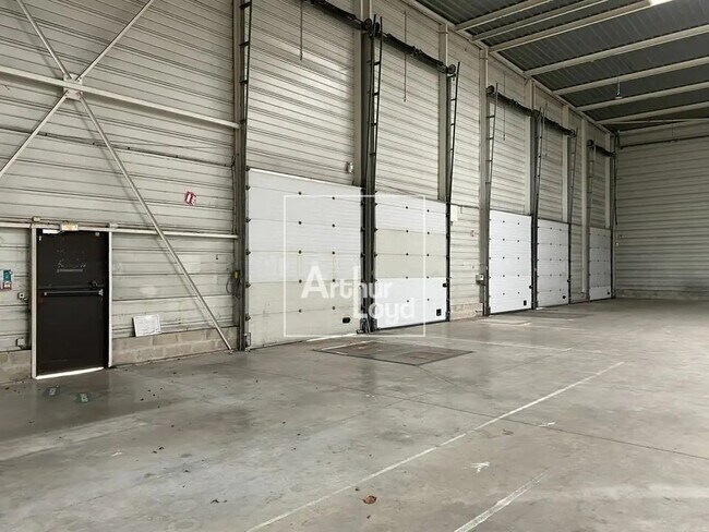 Plus de détails pour Différents types d’espaces à louer