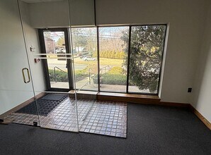 66 Concord St, North Reading, MA à louer Photo intérieure– Image 2 sur 20