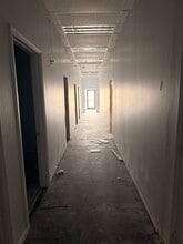 8000-8022 NW 39th Expressway, Bethany, OK à louer Photo intérieure– Image 2 sur 2