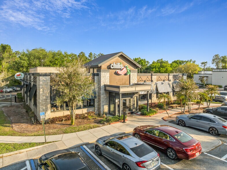 17643 Bruce B Downs Blvd, Tampa, FL à vendre - Photo principale – Image 1 sur 9