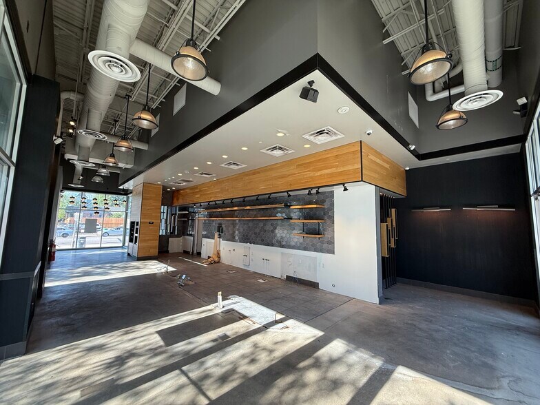 4205-4245 W Colfax Ave, Denver, CO à louer - Photo de l’immeuble – Image 3 sur 7