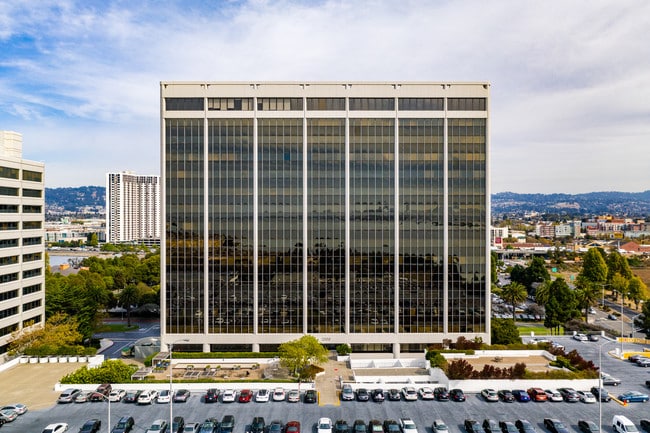 Plus de détails pour 2000 Powell St, Emeryville, CA - Bureau, Bureau/Médical à louer