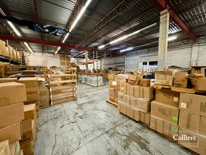 10855-10859 Metro Ct, Maryland Heights, MO à louer Photo intérieure– Image 2 sur 3