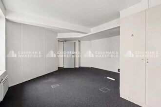 6-6 Rue Laferrière, Paris à louer Photo intérieure– Image 1 sur 3