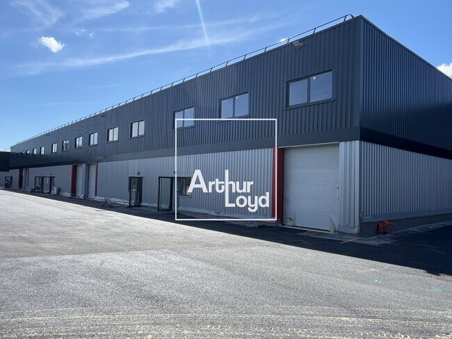 Plus de détails pour Bureau, Industriel/Logistique à louer