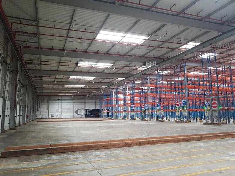 Industriel/Logistique dans Montceau-les-Mines à louer - Photo intérieure – Image 3 sur 9