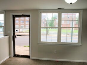 209 Bridgeboro St, Riverside, NJ à louer Photo intérieure– Image 1 sur 8