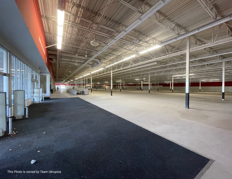 1200 Main St, Bishop, CA à louer - Photo de l’immeuble – Image 3 sur 8
