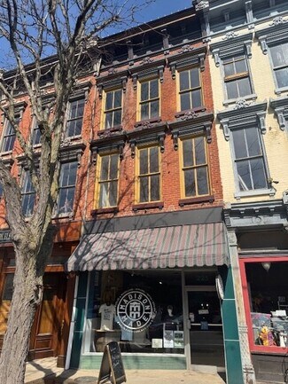 Plus de détails pour 225 E Main St, Madison, IN - Local commercial à vendre