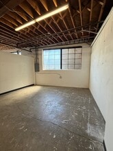 2020-2034 Leonard Ave, Columbus, OH à louer Photo intérieure– Image 1 sur 4