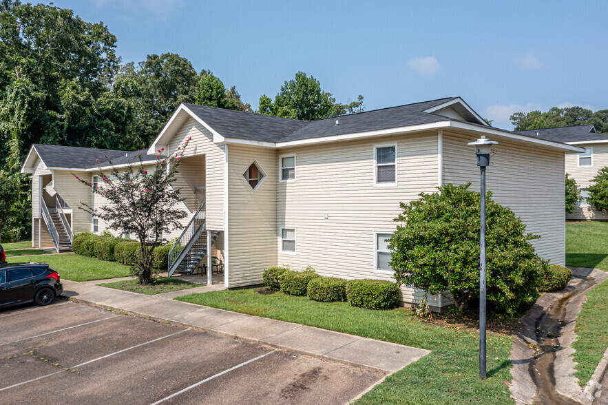 206 Oakhurst Blvd, El Dorado, AR à vendre - Photo de l’immeuble – Image 2 sur 6