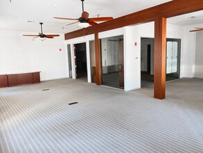 110 W Church St, Orlando, FL à louer Photo intérieure– Image 1 sur 4