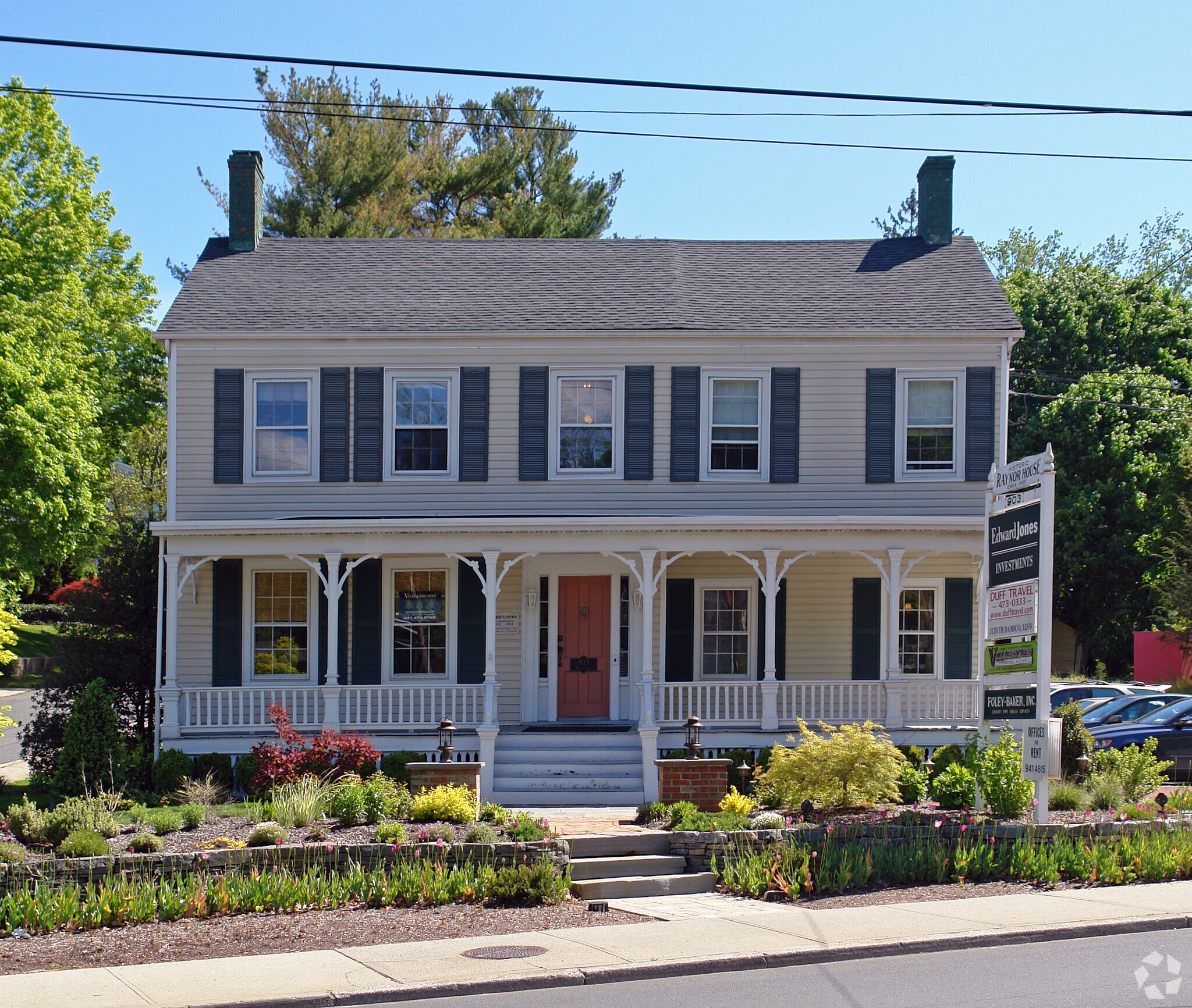 903 Main St, Port Jefferson, NY à louer Photo principale– Image 1 sur 13