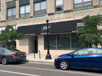 Plus de détails pour 3131-3143 N Lincoln Ave, Chicago, IL - Bureau/Local commercial à louer