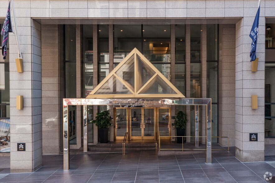 222 Mason St, San Francisco, CA à louer - Photo de l’immeuble – Image 2 sur 2