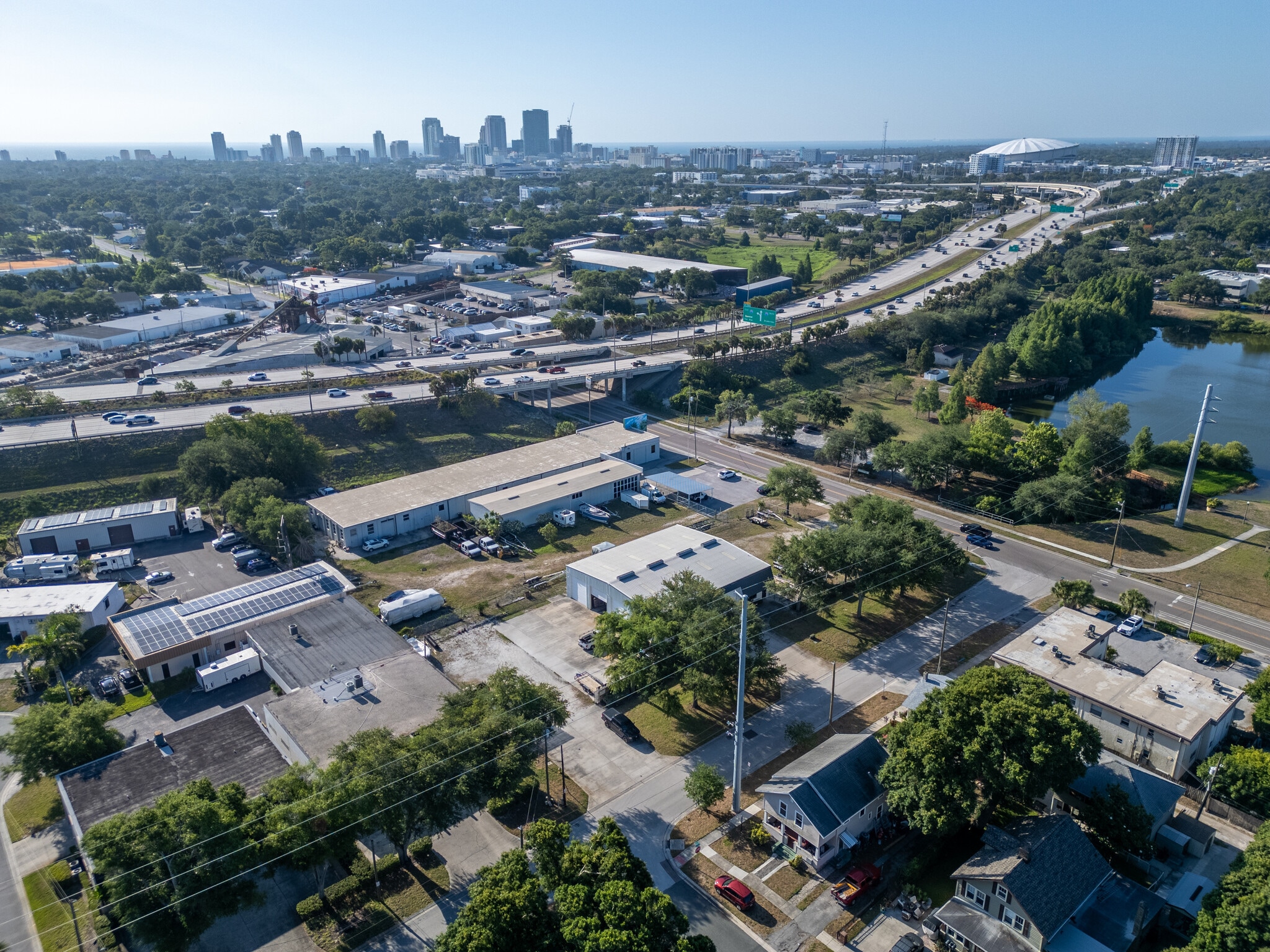 1331 22nd St N, Saint Petersburg, FL à louer Photo intérieure– Image 1 sur 9