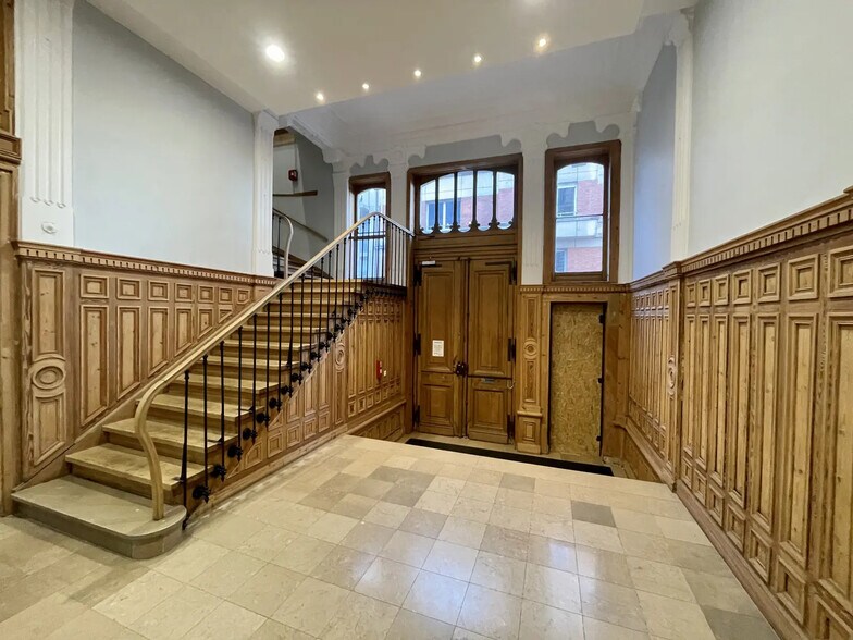 Bureau dans Lille à vendre - Photo de l’immeuble – Image 2 sur 12