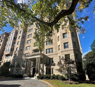 Plus de détails pour 1026 16th St NW, Washington, DC - Logement à vendre