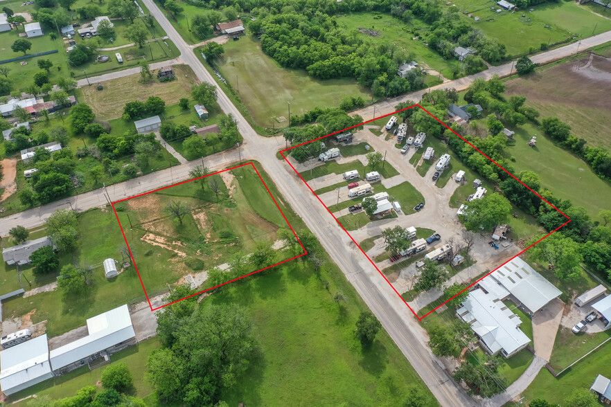 104 E Springcreek Rd, Olney, TX à vendre - Photo principale – Image 1 sur 28