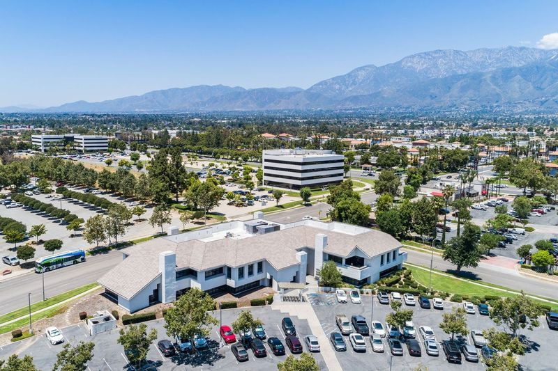 10737 Laurel St, Rancho Cucamonga, CA à louer Photo principale– Image 1 sur 18