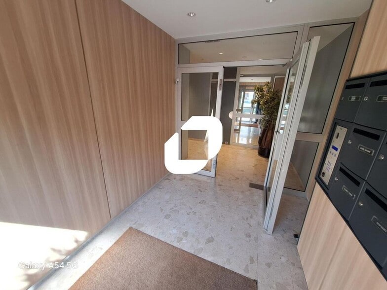14-22 Rue Hoche, Issy-les-Moulineaux à vendre - Photo de l’immeuble – Image 3 sur 12