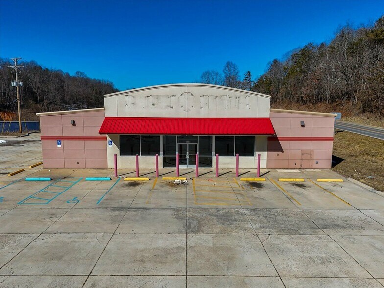 3560 Foster Falls Rd, Barren Springs, VA à vendre - Photo principale – Image 1 sur 6