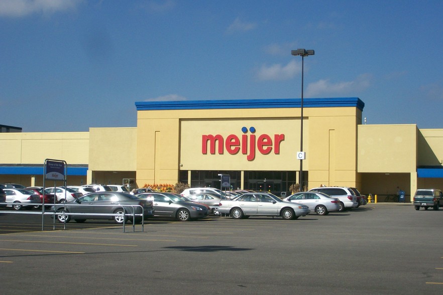 9000-9196 W Golf Rd, Niles, IL à louer - Photo de l’immeuble – Image 3 sur 4
