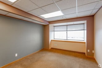 402 E Yakima Ave, Yakima, WA à louer Photo intérieure– Image 1 sur 1