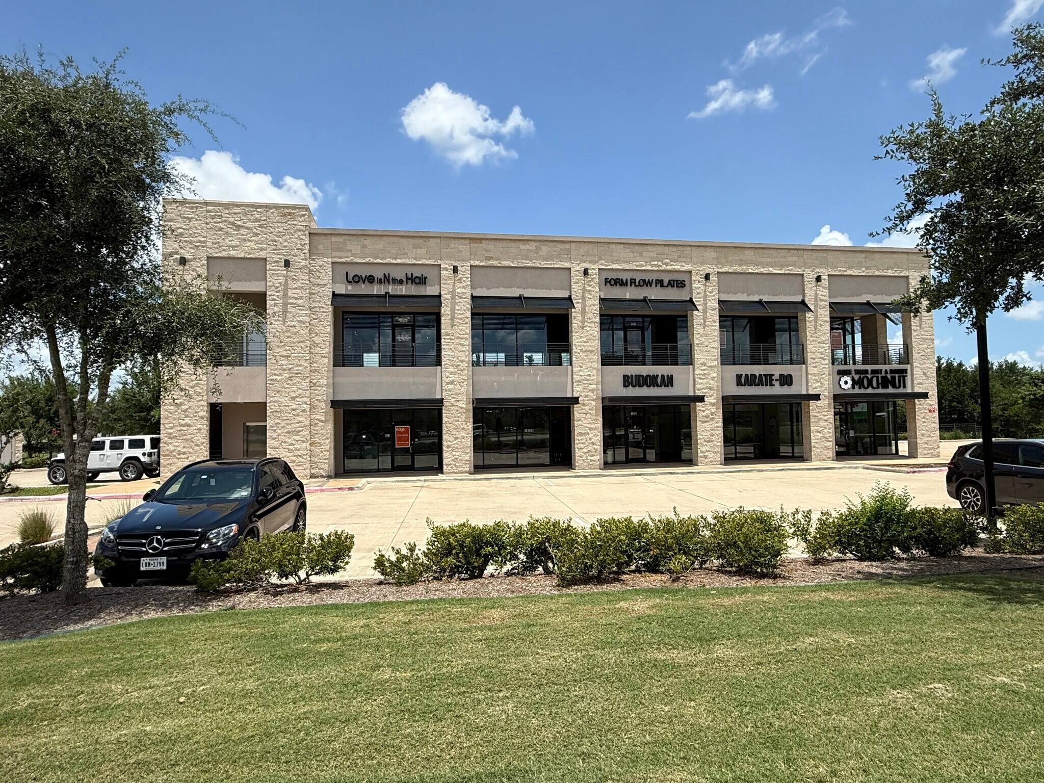18806 Noble Seven Ln, Sugar Land, TX à louer Photo de l’immeuble– Image 1 sur 15