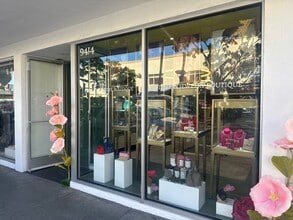 9400-9414 Brighton Way, Beverly Hills, CA à louer Photo de l’immeuble– Image 1 sur 2