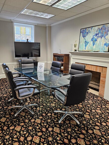 20 S King St, Leesburg, VA à louer - Photo de l’immeuble – Image 3 sur 16