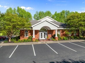 845 Johns Hopkins Dr, Greenville, NC à louer Photo intérieure– Image 2 sur 21