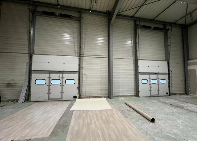 Plus de détails pour Différents types d’espaces à louer