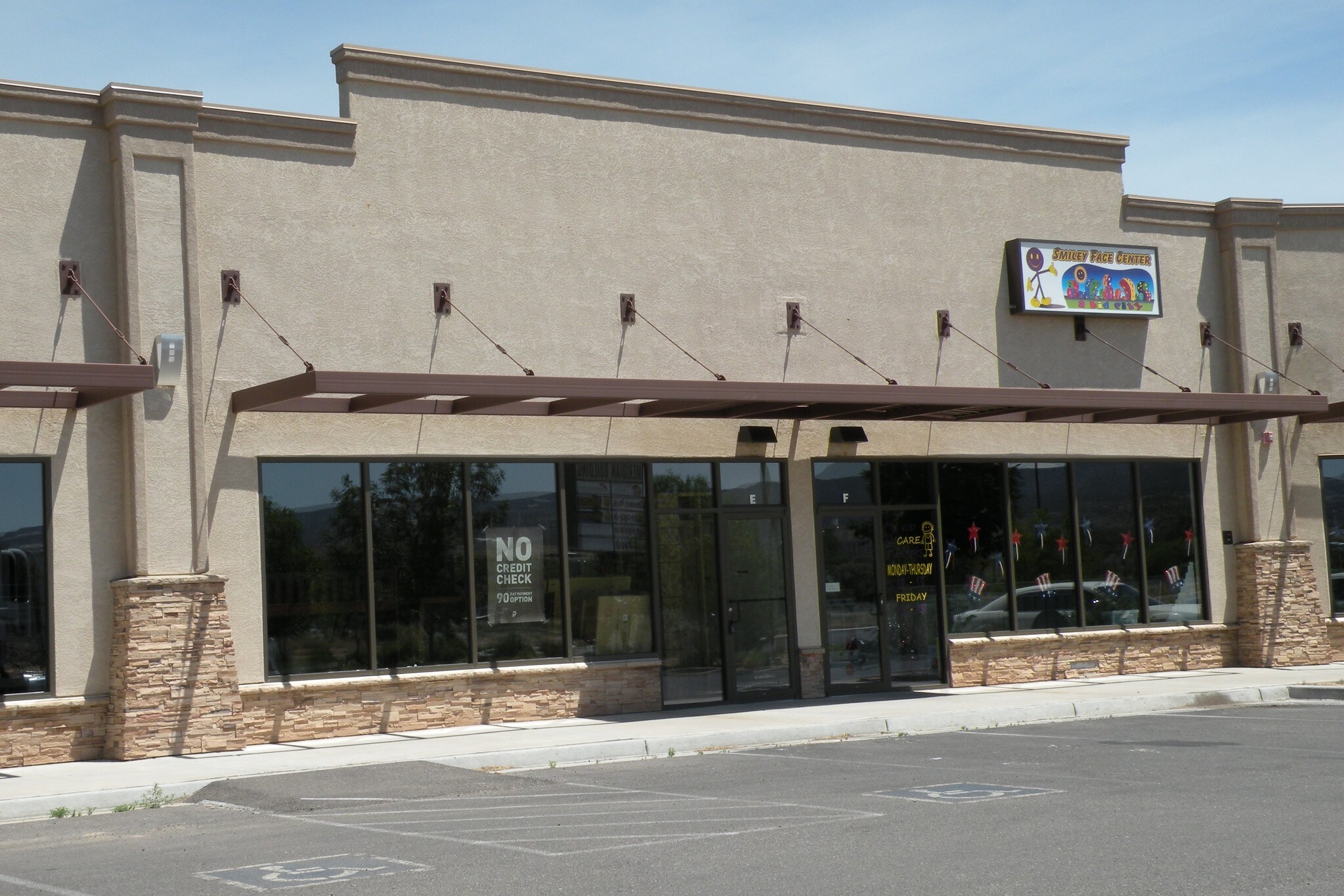 230 Lynwood St, Grand Junction, CO à louer Photo principale– Image 1 sur 19