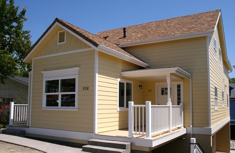 530 E Branch St, Arroyo Grande, CA à louer - Photo de l’immeuble – Image 2 sur 9