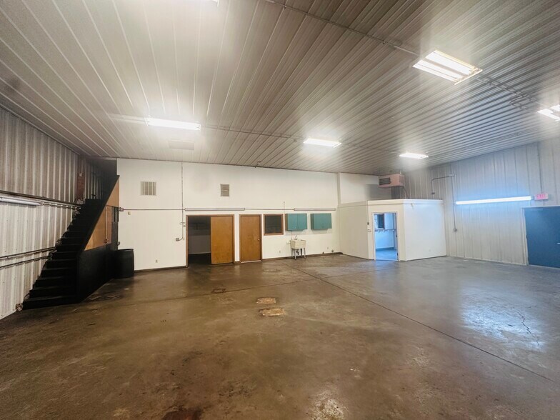 4219-4221 NE Antioch Rd, Kansas City, MO à vendre - Photo intérieure – Image 3 sur 14
