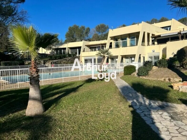 1300 Route Des Cretes, Valbonne à louer - Photo de l’immeuble – Image 3 sur 9