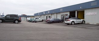 Plus de détails pour 3427-3433 W Kingsley Rd, Garland, TX - Industriel/Logistique à louer