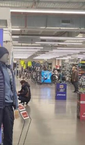 Plus de détails pour Local commercial à louer