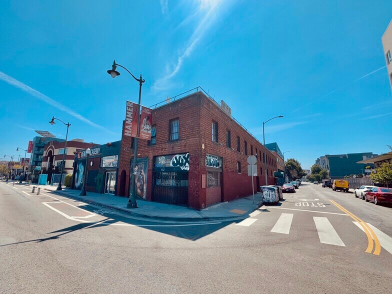 700-706 E 1st St, Los Angeles, CA à louer - Photo principale – Image 1 sur 9