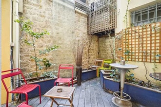 60 Rue De Bellechasse, Paris à louer Photo intérieure– Image 2 sur 9