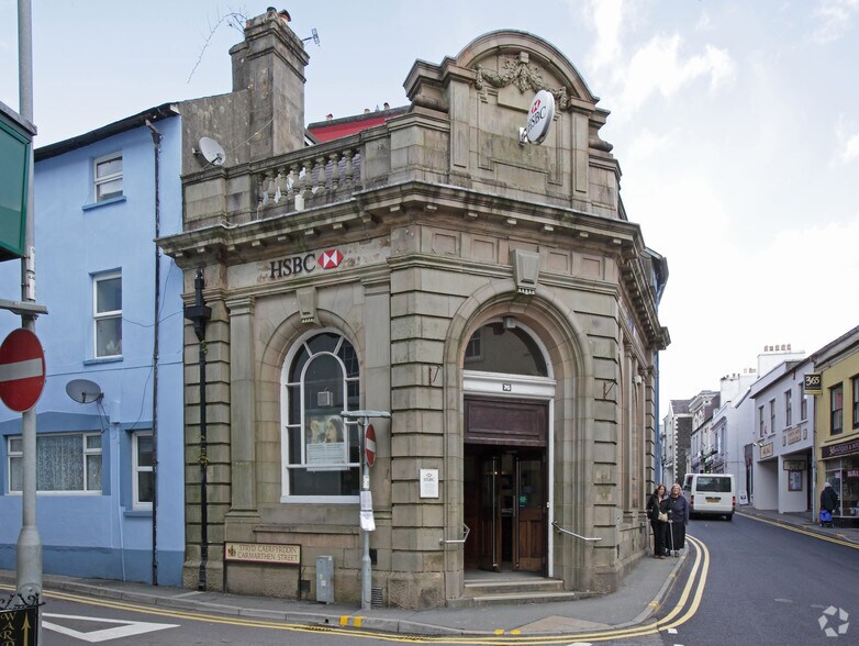 76 Rhosmaen St, Llandeilo à vendre - Photo principale – Image 1 sur 12