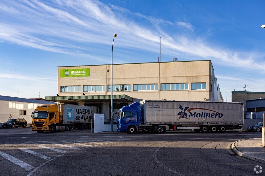 Industriel/Logistique dans Leganés, Madrid à louer - Photo principale – Image 1 sur 2