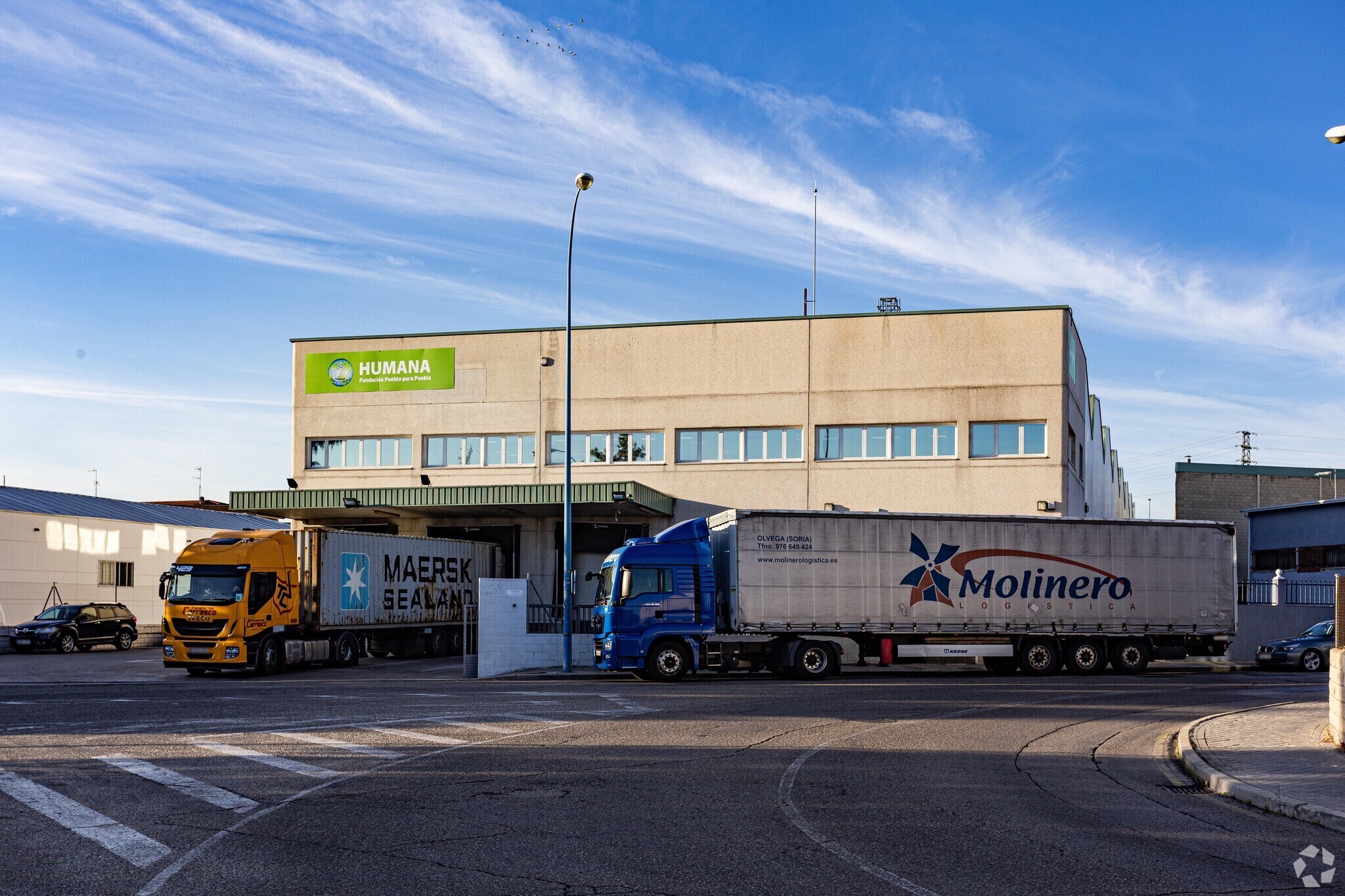 Industriel/Logistique dans Leganés, Madrid à louer Photo principale– Image 1 sur 3
